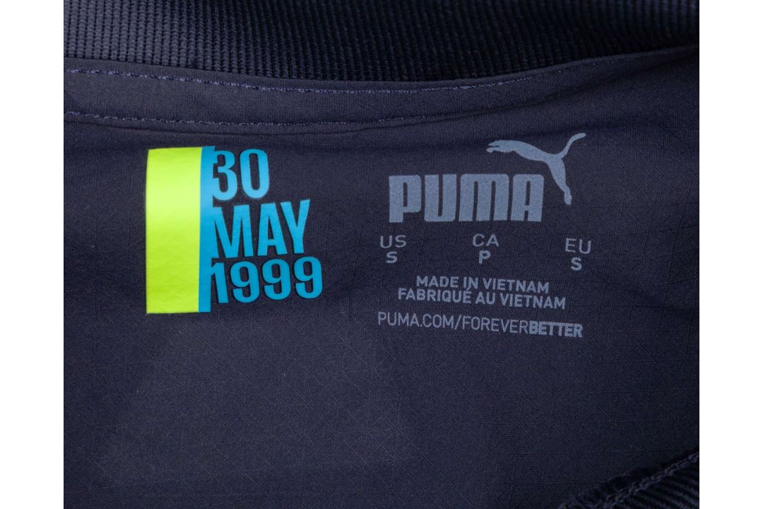 Oscar Bobb yellow and blue No.52 match issued short-sleeved shirt, 2025 - Image 3 of 5
