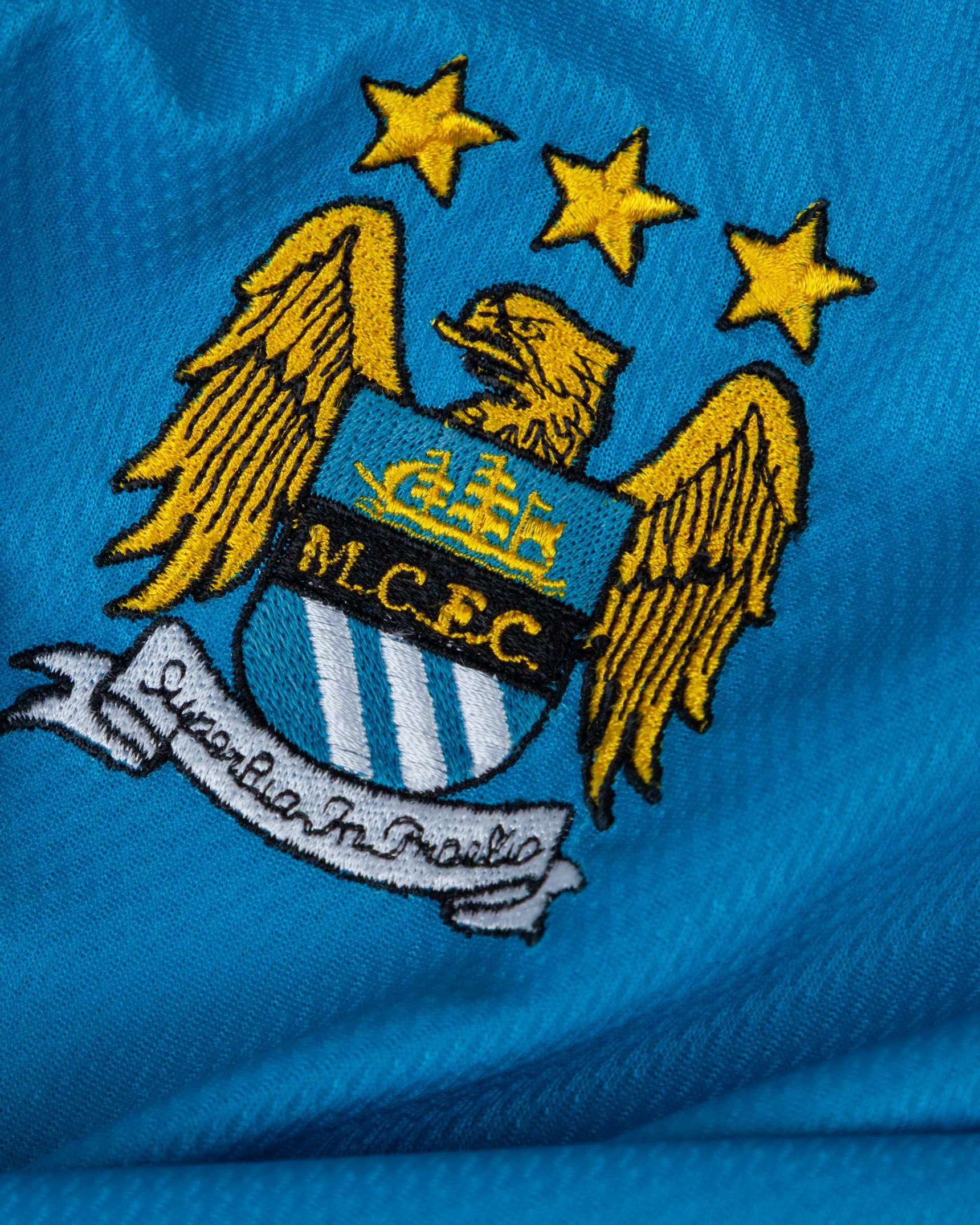 Blue and white No.10 Manchester City short-sleeved shirt, 1997-99 - Image 3 of 5