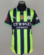 Oscar Bobb yellow and blue No.52 match issued short-sleeved shirt, 2025