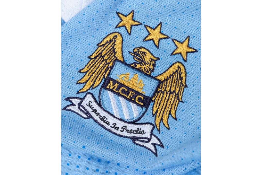 Carlos Tevez sky-blue and white No.32 Manchester City shirt v Wigan Athletic, 2011 - Image 3 of 5