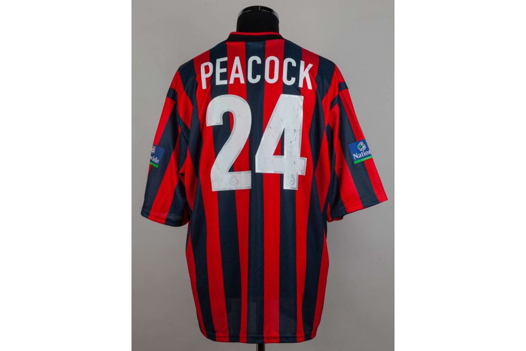 Lee Peacock black and red No.24 Manchester City match worn short-sleeved shirt, 1999 - Image 2 of 5