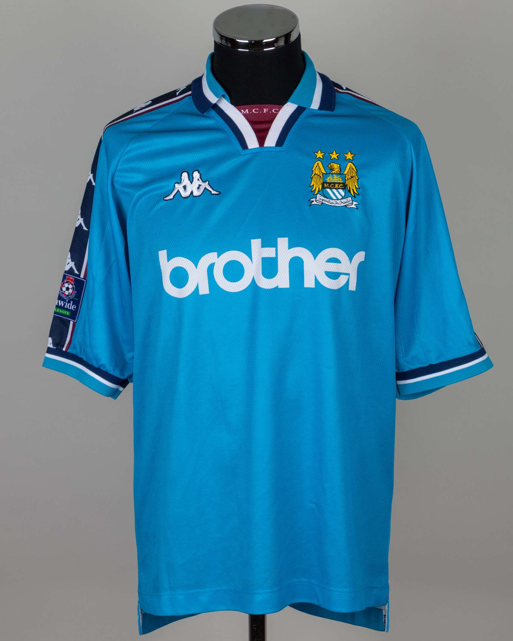 Blue and white No.10 Manchester City short-sleeved shirt, 1997-99