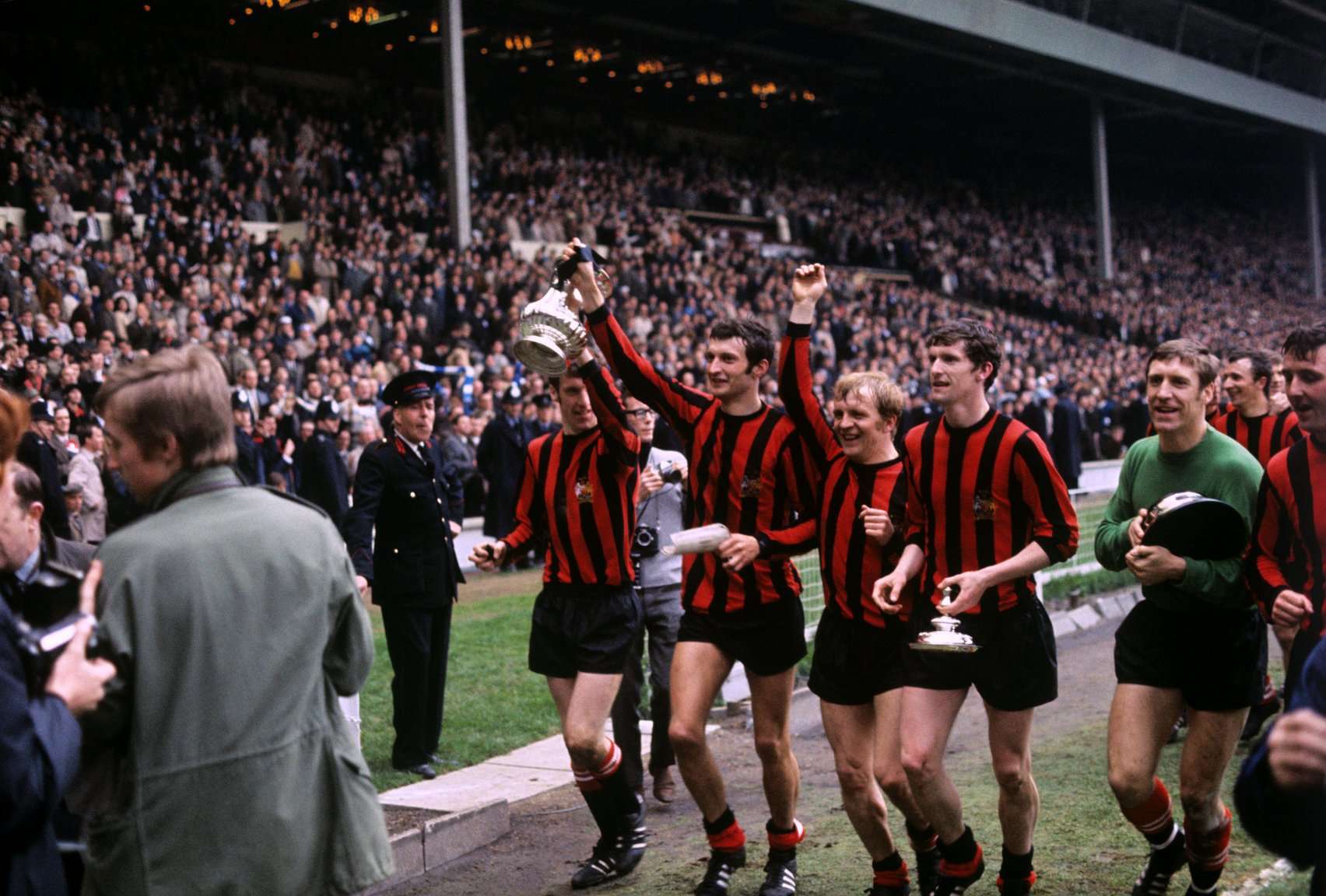 Tommy Booth red and black No.5 Manchester City match worn F.A. Cup Final, 1969 - Image 7 of 8