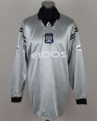 Carlo Nash sliver and black No.20 Manchester City match issued goal keepers shirt, 2001-02
