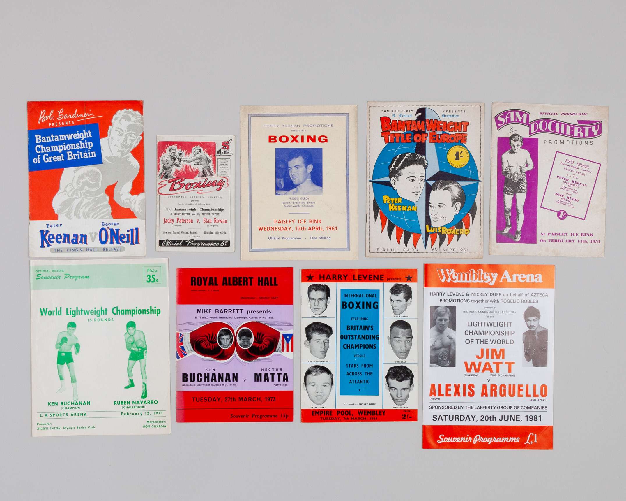 A good collection of Boxing programmes and autographs