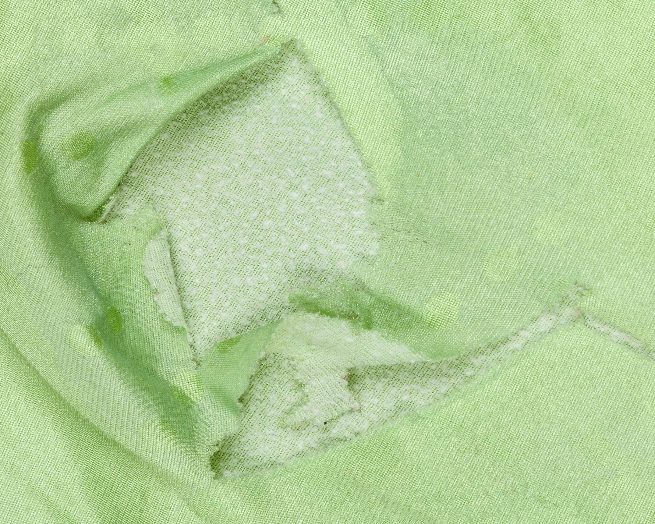 Roy Aitken green No.4 Celtic v. Sporting Lisbon short-sleeved shirt, 1983 - Image 5 of 5