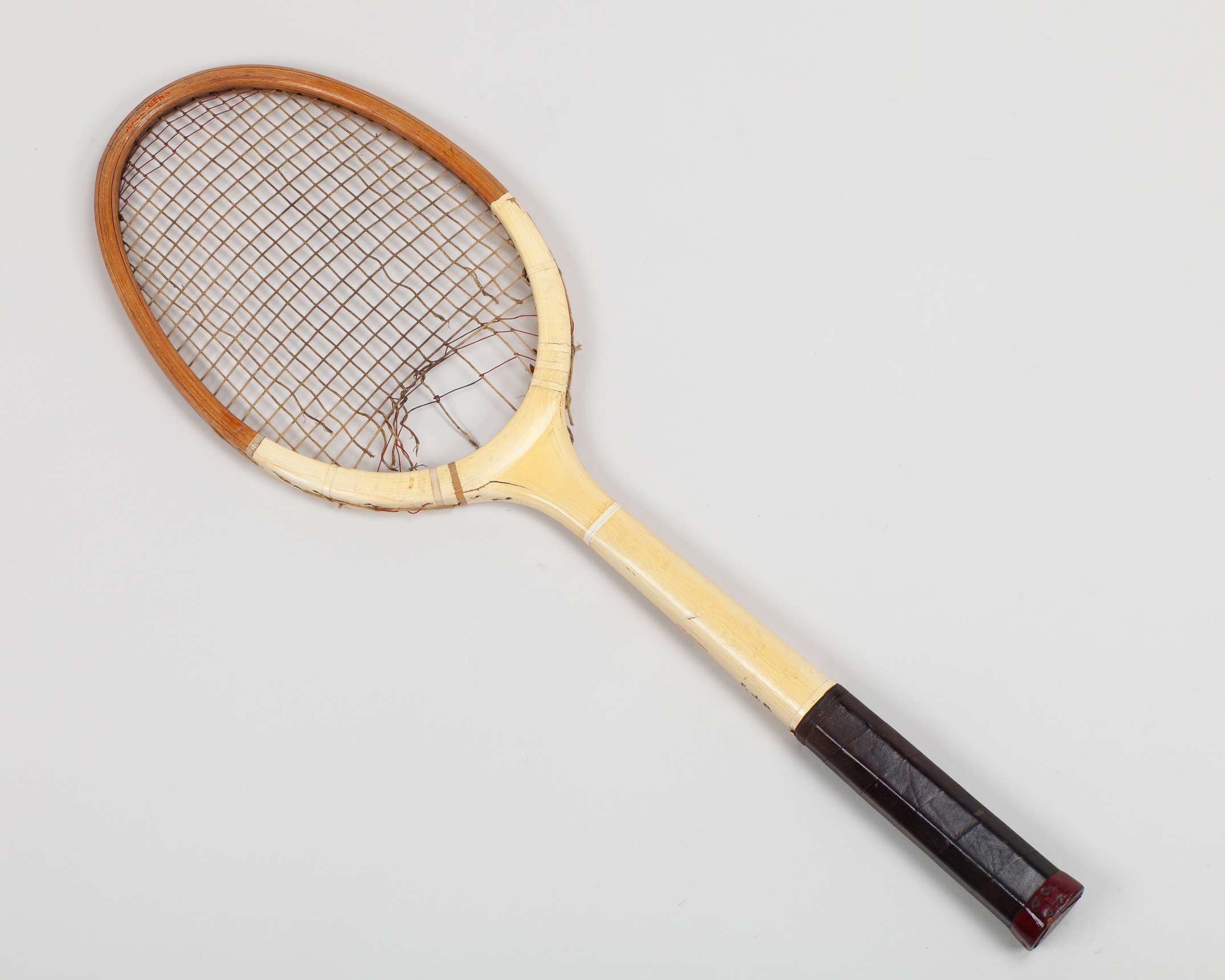 Fred Perry a Slazenger match used tournament racquet - Image 2 of 7