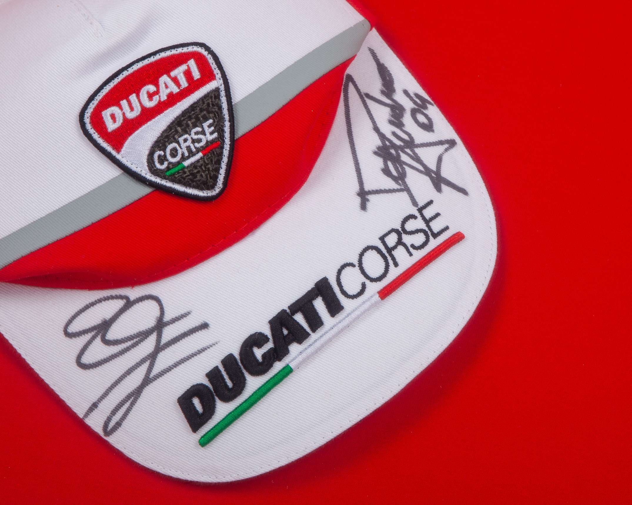Jorge Lorenzo & Andrea Dovizioso 2017 Australian Moto GP Signed Framed Shirt & Cap - Image 2 of 2