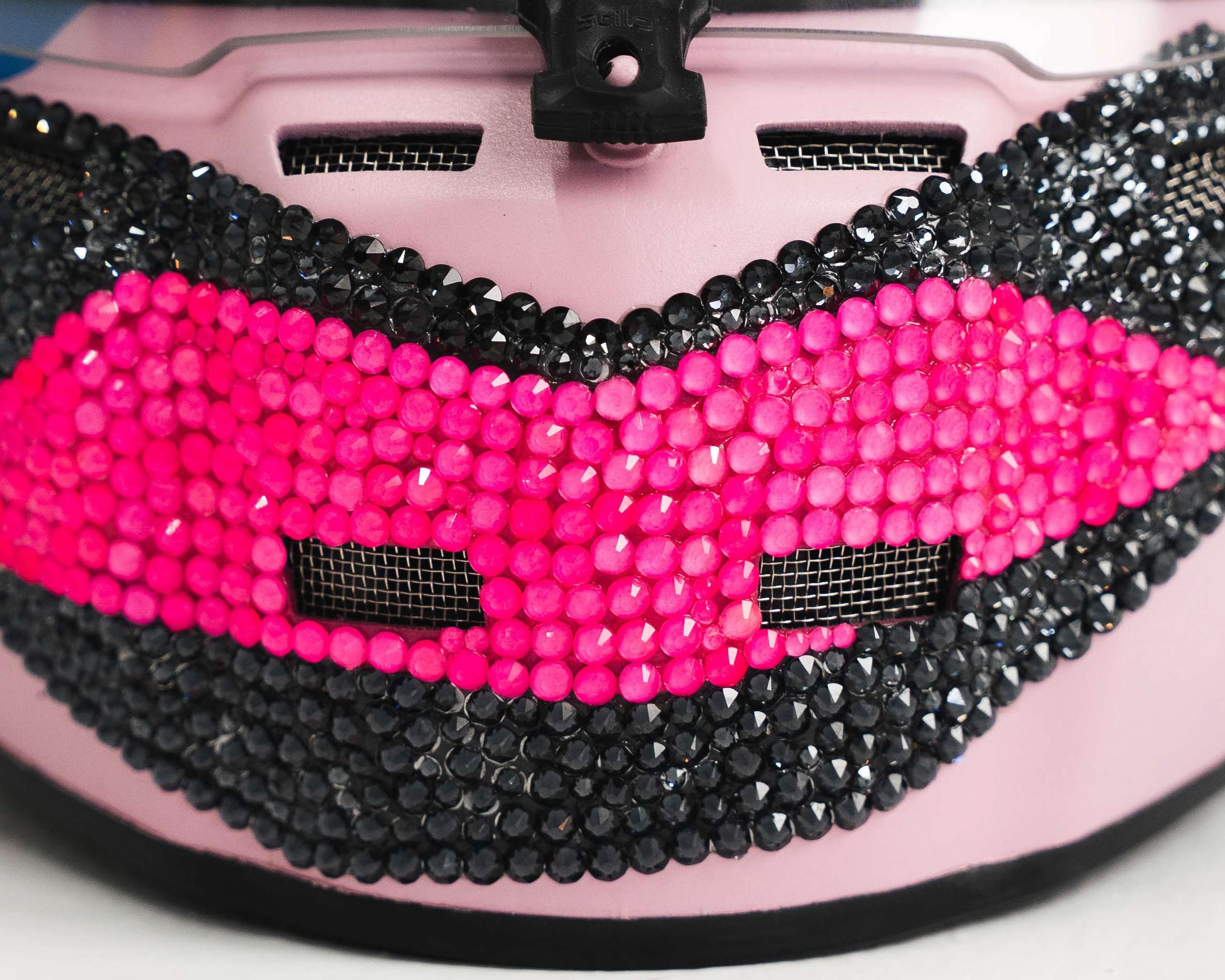 The DART Car x Mickalene Thomas,&nbsp;Zoë Helmet - Image 9 of 15