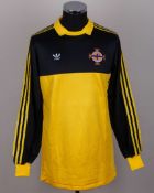 Pat Jennings yellow and black No.1 Northern Ireland goalkeepers shirt, 1985