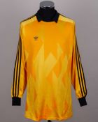 Pat Jennings yellow and black No.1 goalkeepers shirt, mid 1980s