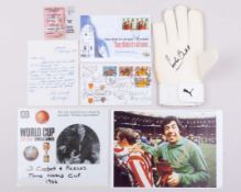 England World Cup 1966 squad related autographed memorabilia