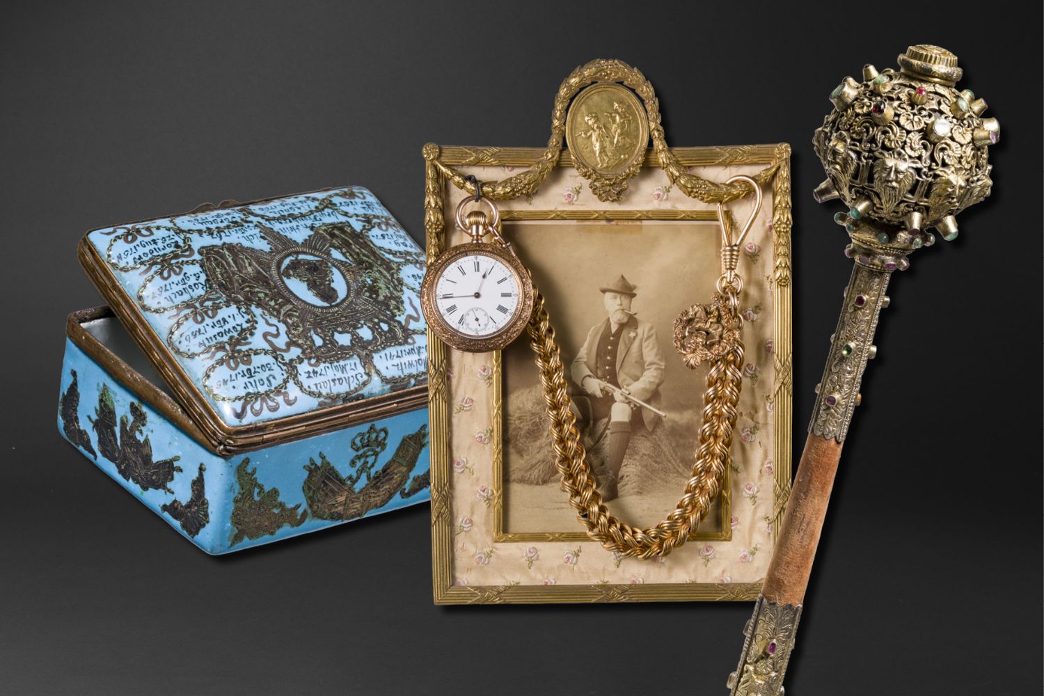 Auktion 106 - Antiquitäten, Blankwaffen, Orden und Militaria