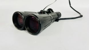 A PAIR OF ZEISS DIALYT 8X56B BINOCULARS.