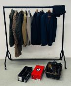 A GROUP OF GOOD QUALITY GENTS CLOTHING AND FOOTWARE TO INCLUDE BOXED AS NEW LAMBRETTA CHISWICK