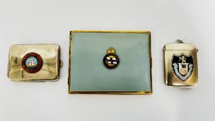 A VINTAGE ENAMEL FRONT VESTA 
