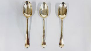 3 X ANTIQUE SILVER SPOONS TO INCLUDE A HUGH GORDON 1746 EXAMPLE.