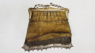 LADIES WHITE METAL RETICULE C19TH