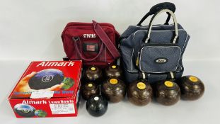 A GROUP OF MIXED MODERN AND VINTAGE BOWLS INCLUDING CROWN GREEN BOWLS, WOODEN,