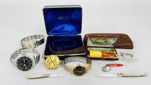 TWO SILVER AND MOTHER OF PEARL FRUIT KNIVES, A VINTAGE CHEROT IN A FITTED CASE,