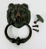 A VICTORIAN LION HEAD DOOR KNOCKER