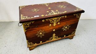 AN INDONESIAN HARDWOOD TWO HANDLED CHEST WITH APPLIED BRASS DETAIL, W 60 X D 35 X H 40CM.