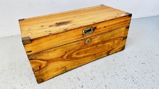 A WAXED WOODEN BLANKET BOX L 80CM D 38CM H 36CM.