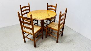 A SET OF 4 MODERN HONEY PINE LADDER BACK DINING CHAIRS WITH SEAGRASS INSERTS AND ROUND PEDESTAL