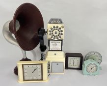 4 X VINTAGE CLOCKS TO INCLUDE SMITHS + A VINTAGE RADIO HORN SPEAKER + A VINTAGE RETRO STYLE WALL