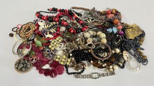 TWO TRAYS OF ASSORTED COSTUME JEWELLERY TO INCLUDE BEADED NECKLACES, WATCHES AND BRACELETS ETC.