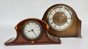 MAHOGANY AND INLAID ENFIELD MANTEL CLOCK, WIDTH 29.5CM ALONG WITH AN OAK CASED CHIMING MANTEL CLOCK.