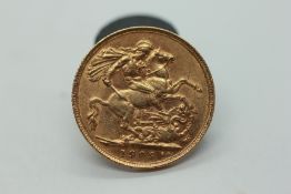 1909 FULL SOVEREIGN GOLD COIN.