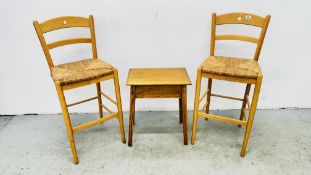 A PAIR OF MODERN BREAKFAST BAR STOOLS WITH WOVEN SEAGRASS SEATS + A LIGHT OAK OCCASIONAL TABLE.