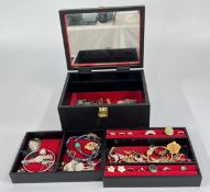 A JEWELLERY BOX AND CONTENTS TO INCLUDE SOME SILVER, RINGS, MARCASITE WATCH, GOLD TONE,