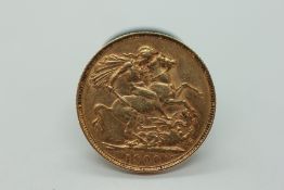 1900 FULL SOVEREIGN GOLD COIN.