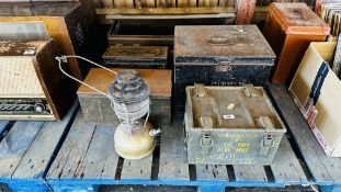 5 X VINTAGE STEEL DEED BOXES, AMMUNITION BOXES AND CONTENTS TO INCLUDE G.