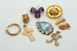 AN 18CT GOLD CLASP, 9CT GOLD CELTIC CROSS PENDANT, SINGLE 9CT GOLD EARRING, 9CT GOLD 