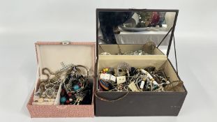 2 X JEWELLERY BOXES AND CONTENTS TO INCLUDE BEADED NECKLACES, WRIST WATCHES, EARRINGS AND NECKLACES.