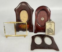 A GROUP OF 5 VINTAGE PHOTO FRAMES TO INCLUDE A GERMAN EXAMPLE.