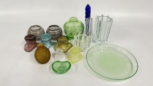 BOX OF GLASSWARE TO INCLUDE ART GLASS TOP HATS + URANIUM EXAMPLES.