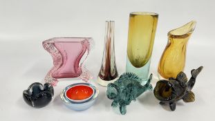 MURANO SOMMERSO GLASS INCLUDING SMALL GEODE BOWL + PINK WAVE BARK VASE, 8 PIECES.