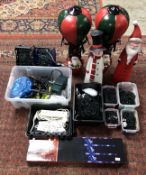 A GROUP OF GOOD QUALITY CHRISTMAS DECORATIONS TO INCLUDE LED LIGHTS, SANTAS, HANGING BALLOONS,