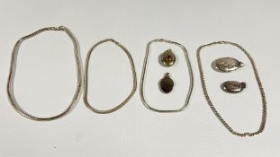 THREE MODERN SILVER NECKLACES + A FURTHER SILVER FLAT LINK CURB CHAIN L 51CM + FOUR SILVER LOCKETS