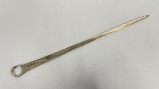 AN ANTIQUE SOLID SILVER LETTER OPENER LONDON ASSAY - L 33CM.