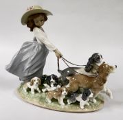 A LLADRO PUPPY PARADE FIGURINE 06784, IN ORIGINAL PRESENTATION BOX.