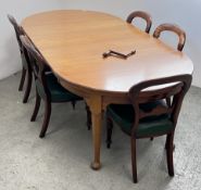 ANTIQUE MAHOGANY OVAL EXTENDING DINING TABLE COMPLETE WITH A SET OF 6 ANTIQUE MAHOGANY DINING