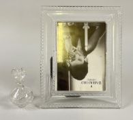 A WATERFORD CRYSTAL ARDMORE 5 X 7 PICTURE FRAME,