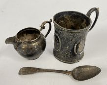 A SMALL SILVER JUG, LONDON ASSAY, SILVER SPOON + AN ANTIQUE SILVER MUG, LONDON ASSAY, MAKER T.S.