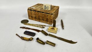 A GROUP OF VINTAGE COLLECTABLES TO INCLUDE TRENCH ART, LIGHTER,