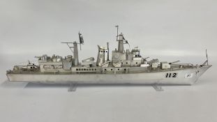AN IMPRESSIVE HAND CRAFTED ALUMINIUM DESTROYER SCULPTURE, L 86CM.